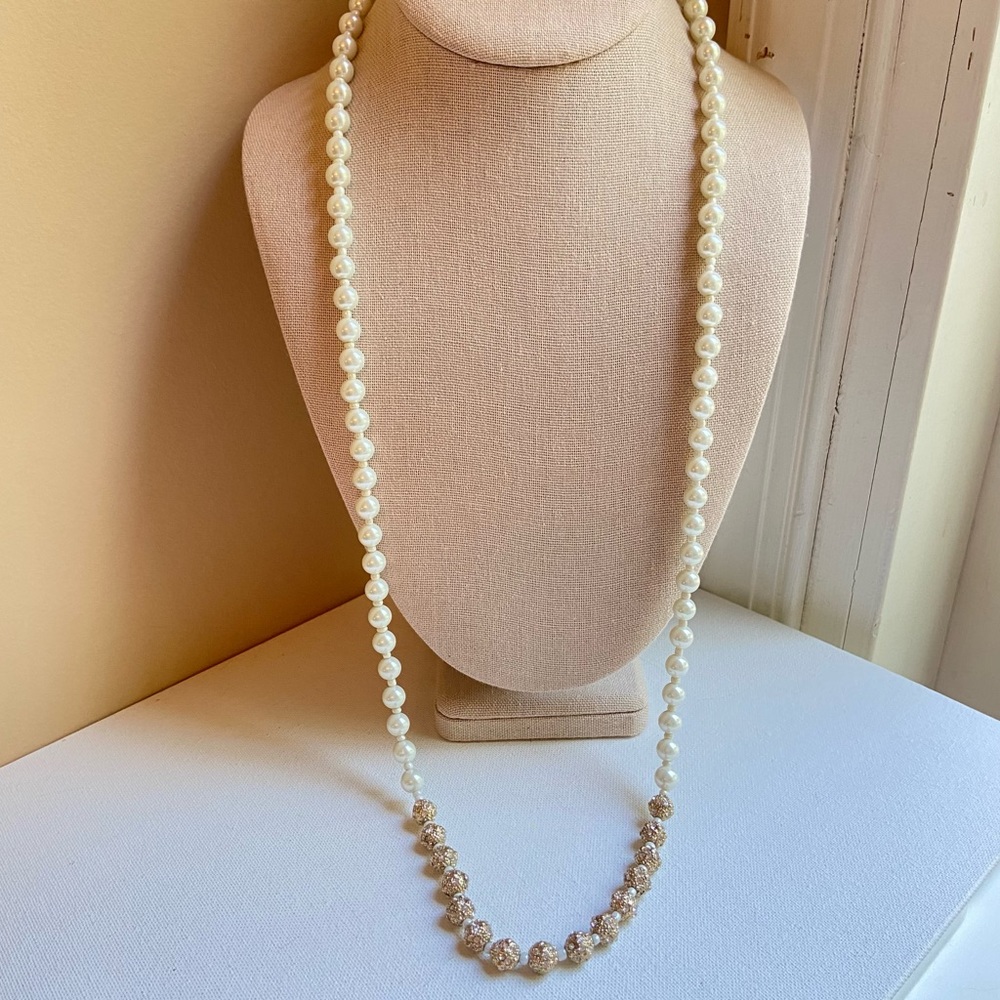White glass faux pearls and gold balls with rhinestones single strand necklace